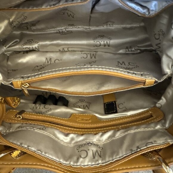 👜 MC Elegance Leather Shoulder Bag | Spacious & Stylish Work Tote - Picture 15 of 15